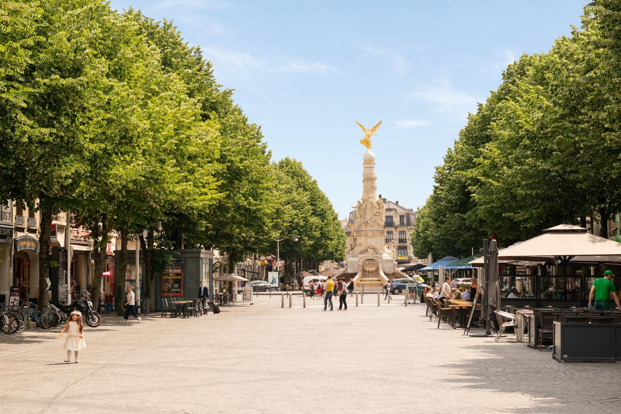 Hotel Bristol Reims Dış mekan fotoğraf