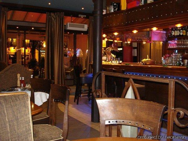 Hotel Bristol Reims Restoran fotoğraf